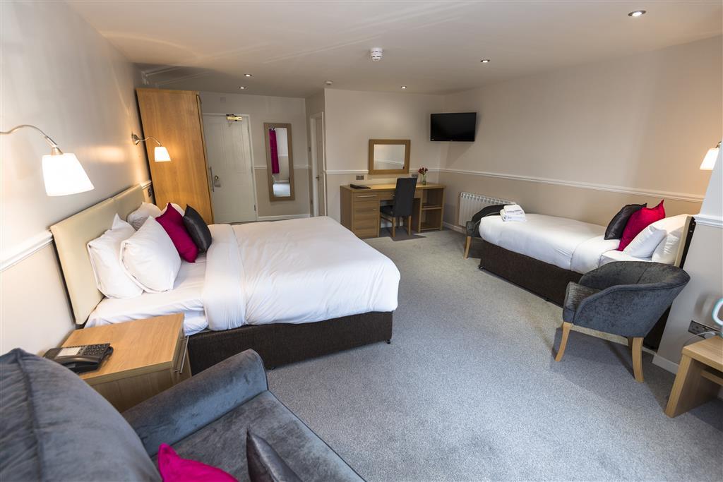 Worcester Bank House Hotel Spa & Golf; BW Premier Collection Bransford Habitación foto